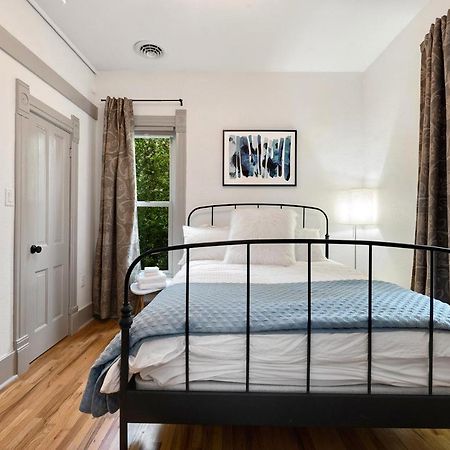 Lola House! Cozy Comfort, Prime Old Town Location ฟอร์ตคอลลินส์ ภายนอก รูปภาพ